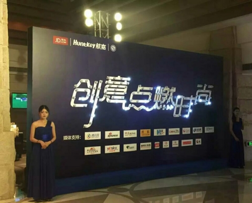 αǩǽ